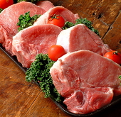 U.S., China Talk Nice on Trade, Pork Ban Lifted