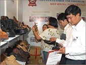 Vietnam expects end to anti-dumping duties on shoes
