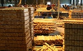 China, Vietnam furniture makers compete for Vietnam's domestic market