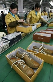 Anti-dumping duties removed, Chinese shoemakers eye EU high-end market