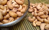 Viet nam: MoF cuts import tariff on raw cashew to 3%