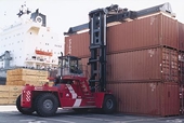 Vietnam sees steady growth of trade surplus with Cambodia