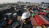 China sees more protectionism due to US, EU problems