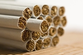 Australian Judges Query Tobacco Companies’ Stand on Packs