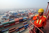 European Crisis Seen Hindering Closer Trade Ties with Asia