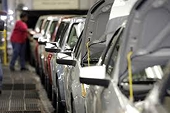 Obama to Press Abe on Opening Japan to U.S. Automakers