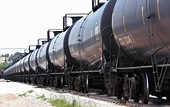 U.S. considering options if oil export ban challenged