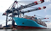 Vietnam enterprises must be ready for trade barriers abroad, self-defense at home: experts