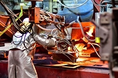 Trump imposes steel and aluminum tariffs on the EU, Canada and Mexico