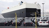 EU warns of $300bn hit to US over car import tariffs