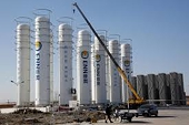 China LNG tariff casts shadow over new U.S. export terminals