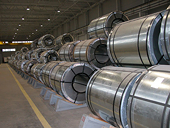 Steel companies post low profits on rising iron ore prices