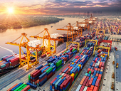 Vietnam: Trade surplus hits record of US$19.5 billion