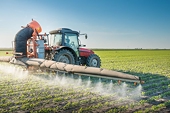 EU suspends tariffs on some fertilizers