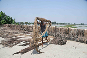 Nepal: Anti-dumping duty may wipe out jute industry