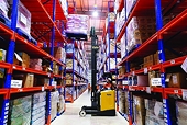 E-commerce is exploding, requiring digital transformation of logistics "links"