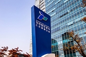 Incheon Port Authority Boosts K-Office Furniture Exports to Vietnam