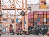 Trump Tariff Deadline Spurs Asia Export Surge, Wider Trade Gaps