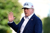 Trump says US nears trade deals as tariff effective date delayed