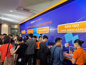 E-commerce charts new runway for Viet Nam’s digital exports