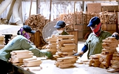 The US has postponed tariff increases on timber, much to the relief of many Vietnamese businesses