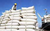 Viet Nam applies special preferential tax rates to Cambodian rice