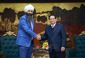Linking development support with expanding Canada-Viet Nam trade cooperation
